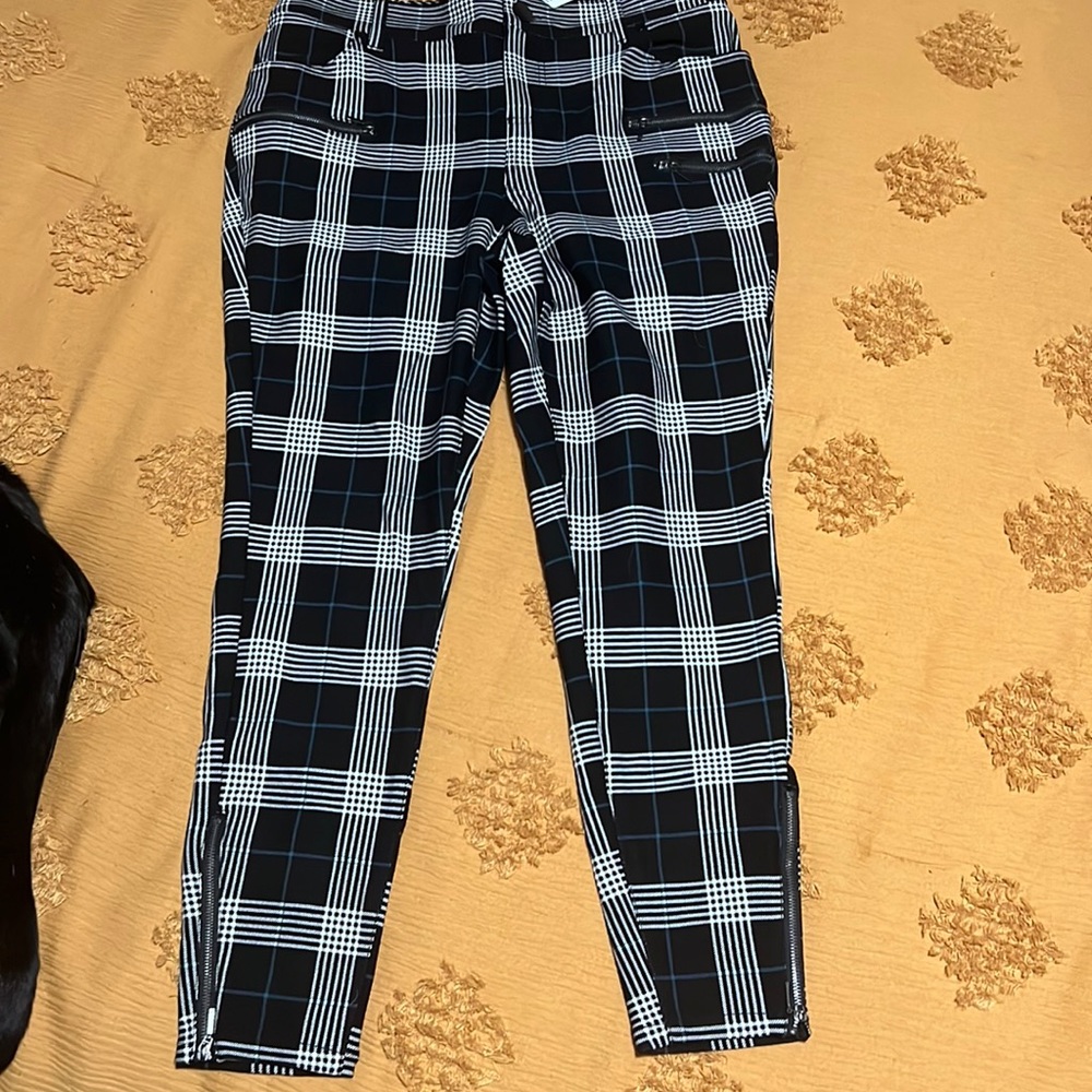 Sz 10 Torrid Plaid zipper skinny pants